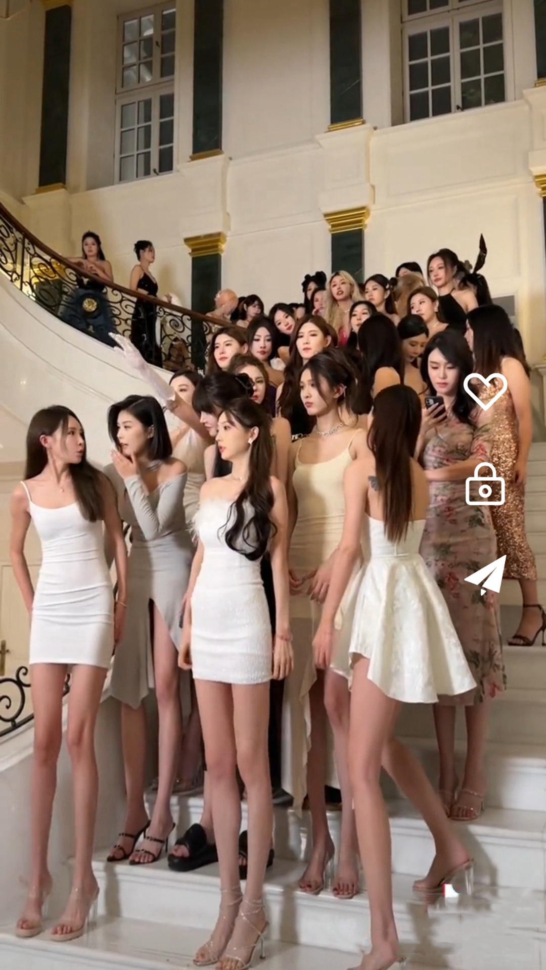 伊轩视频截图